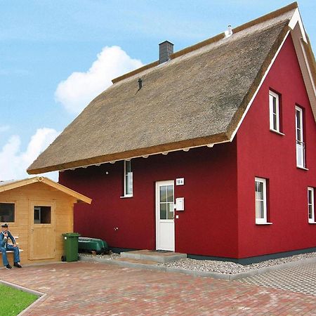 Ferienhaus Lotsenhaus Am Breetzer Bodden In Vieregge Esterno foto