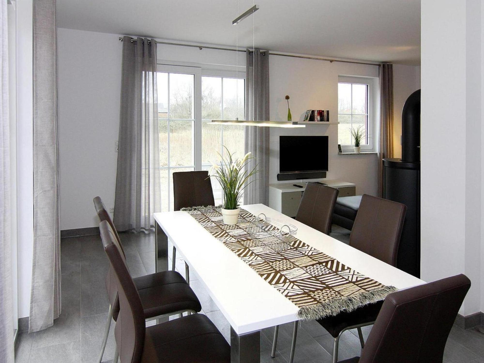 Ferienhaus Lotsenhaus Am Breetzer Bodden In Vieregge Esterno foto